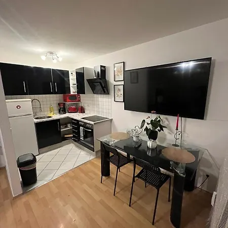 Birgit Apartment
